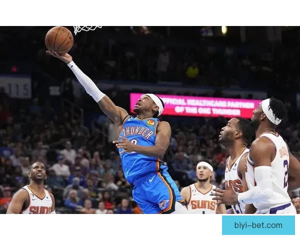 达标！亚历山大出战15分钟已确保常规赛评奖资格