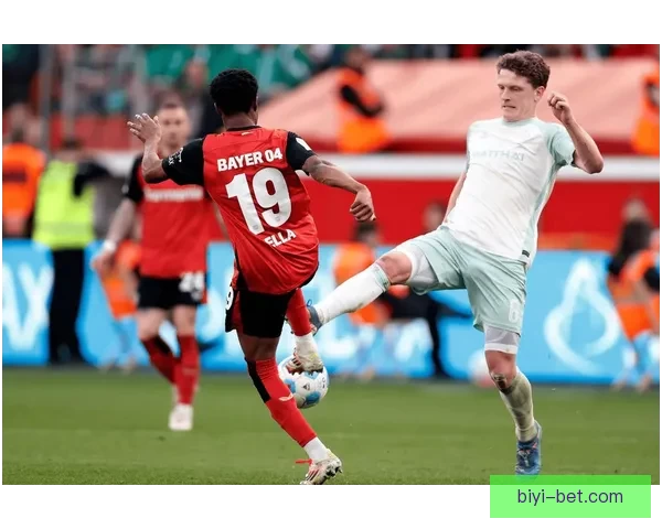 斯图加特球迷愤怒扔折叠椅场上冲突引发争议